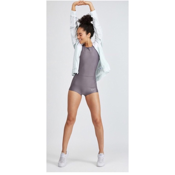 Nike Run Division Bodysuit - Picture 2 of 8